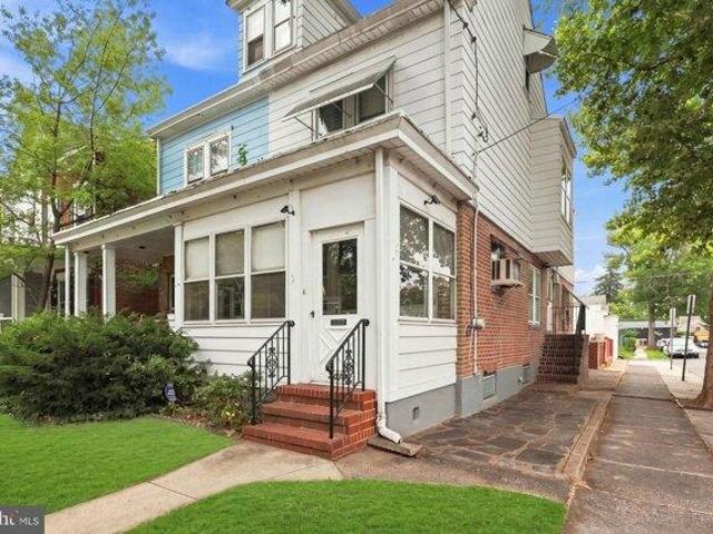 House for sale in Trenton, New Jersey