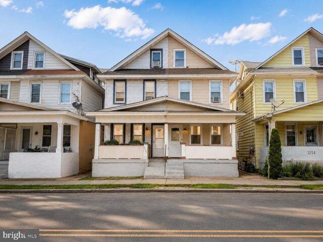 House for sale in Trenton, New Jersey