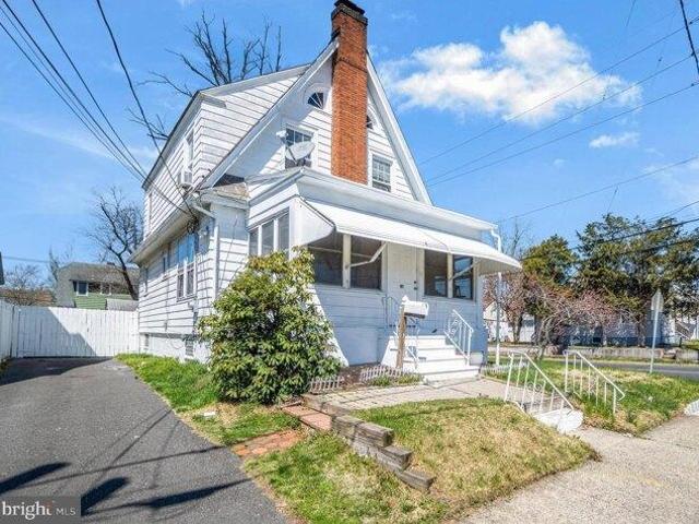 House for sale in Crosswicks, New Jersey
