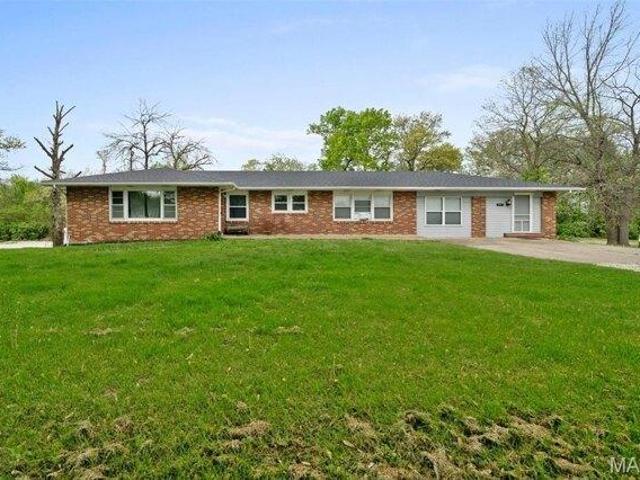 House for sale in Troy, Missouri