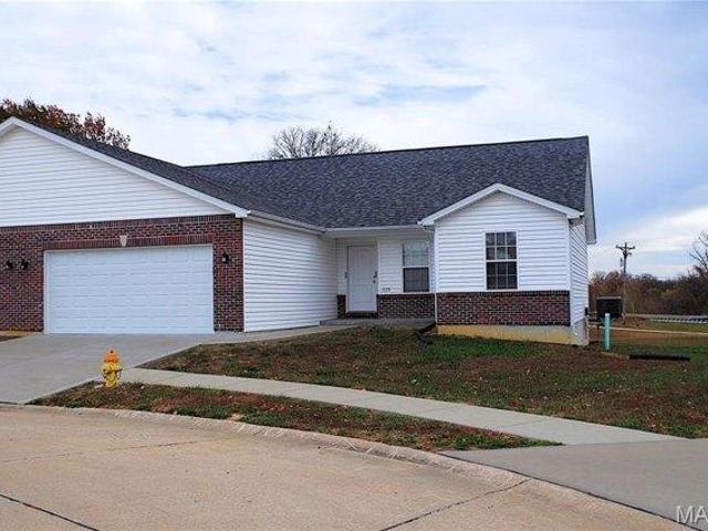 House for sale in Troy, Missouri
