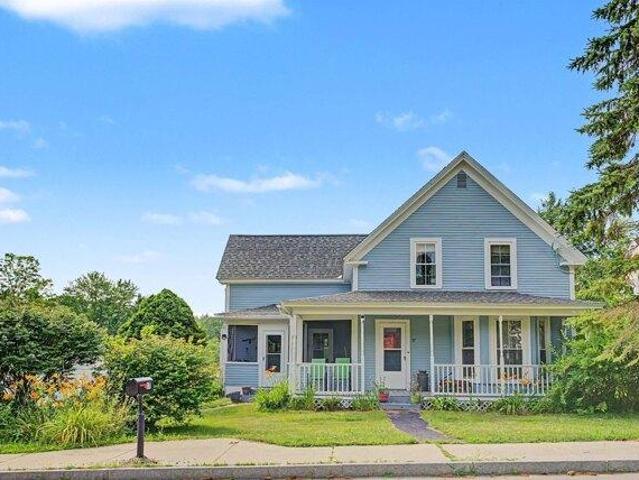 House for sale in New Hampshire