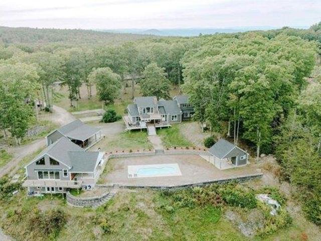House for sale in Troy, Cheshire County