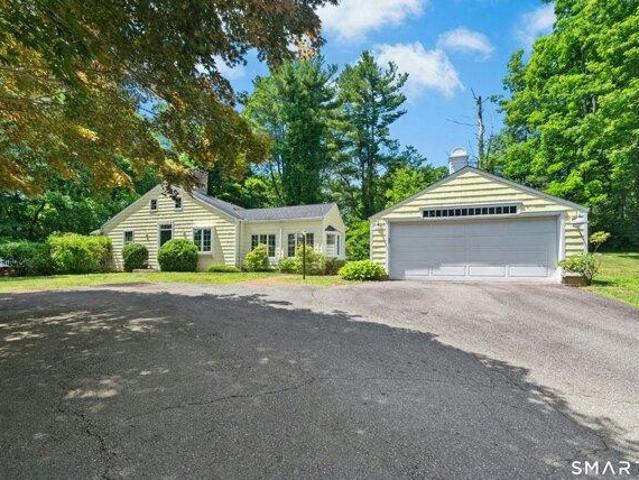 House for sale in Trumbull, Connecticut