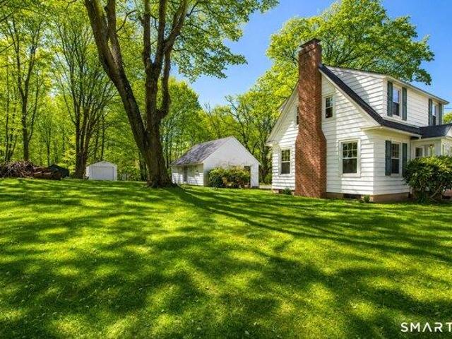 House for sale in Trumbull, Connecticut