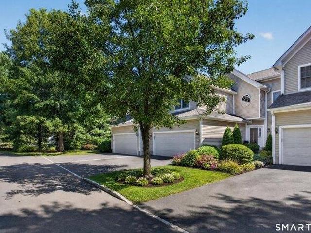 House for sale in Regency Meadows, Trumbull