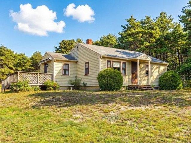 House for sale in North Truro, Massachusetts