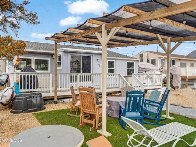 House for sale in Tuckerton, New Jersey