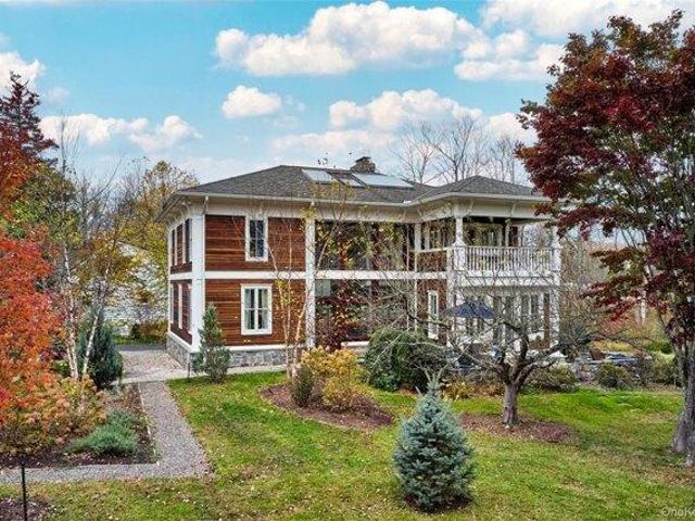 House for sale in Southfields, New York