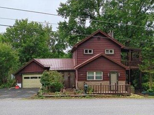 House for sale in Twin Rocks, Pennsylvania
