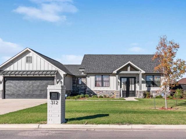 House for sale in Henderson, Texas