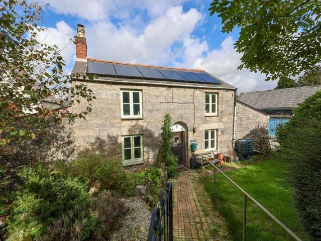Property for sale in Bugle, Treverbyn
