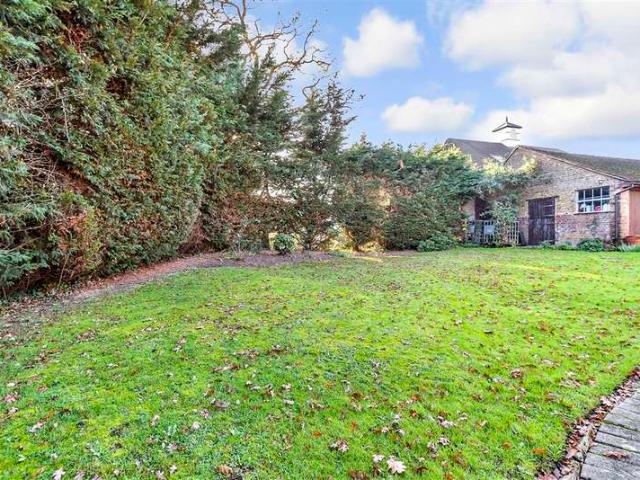 Property for sale in Midway, Kent
