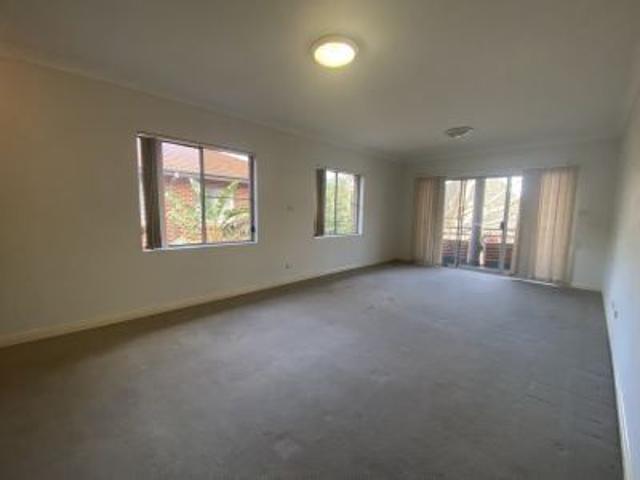 Room for rent in Willoughby, New South Wales