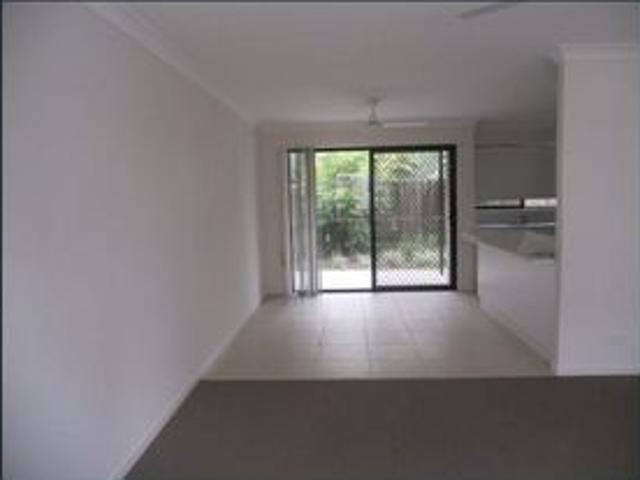 Townhouse for rent in Toombul, Queensland