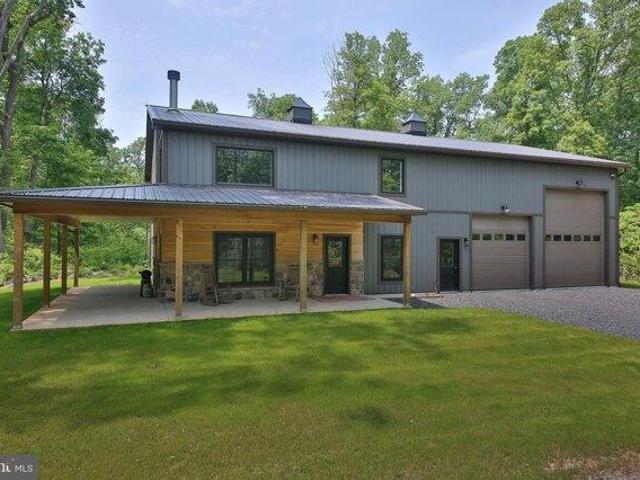 House for sale in Upper Black Eddy