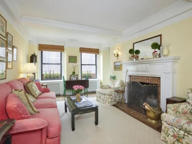 Apartment for sale in Arverne, New York
