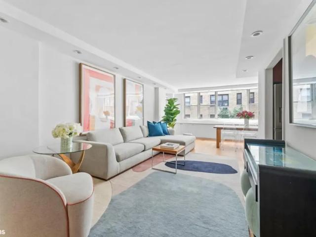 Apartment for sale in Arverne, New York