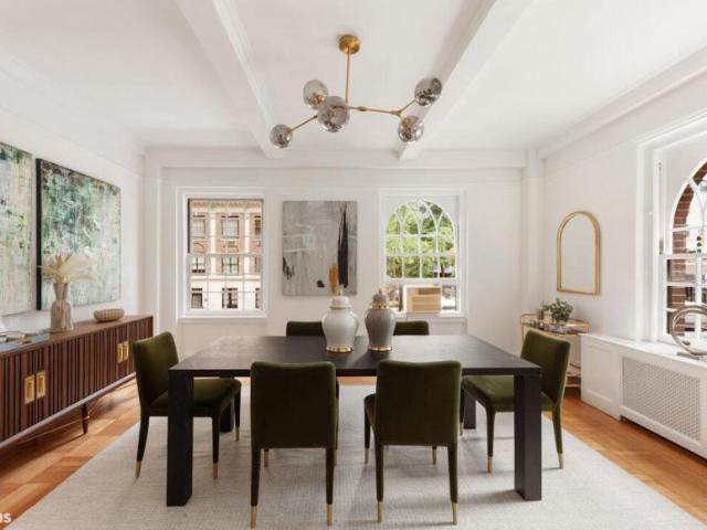 Apartment for sale in Arverne, New York