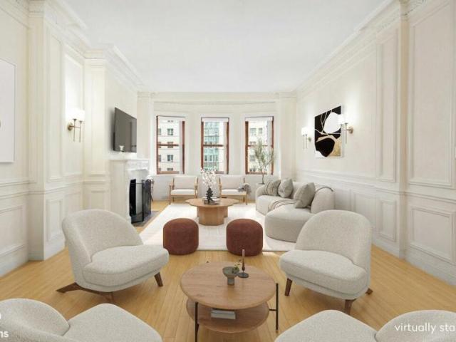 Apartment for sale in Arverne, New York