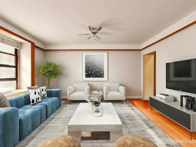 Apartment for sale in Arverne, New York