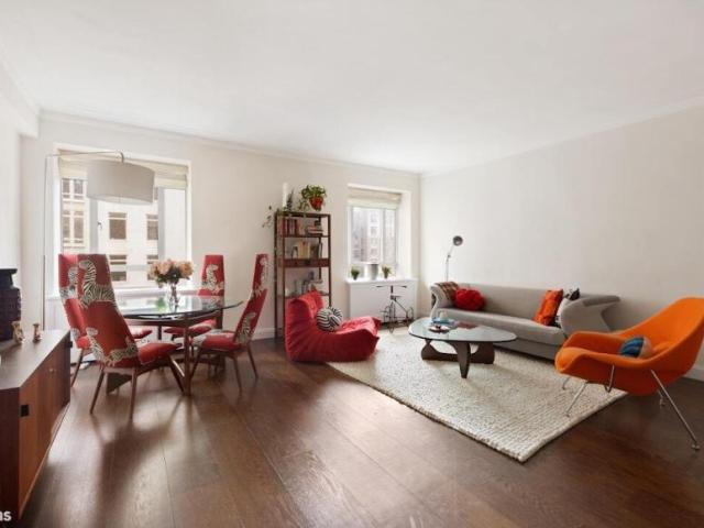 Apartment for sale in Arverne, New York