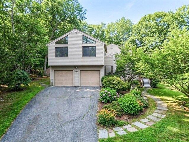 House for sale in Upton, Massachusetts