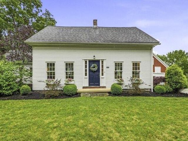 House for sale in Upton, Massachusetts