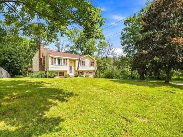 House for sale in Upton, Massachusetts