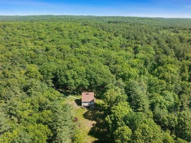 House for sale in Upton, Massachusetts