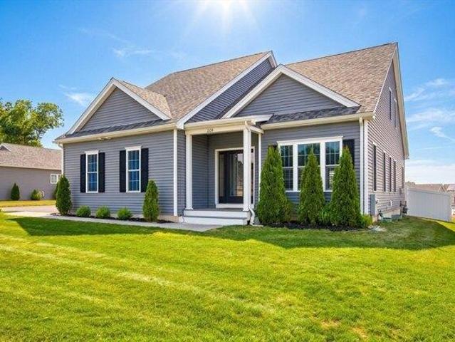 House for sale in North Uxbridge, Massachusetts
