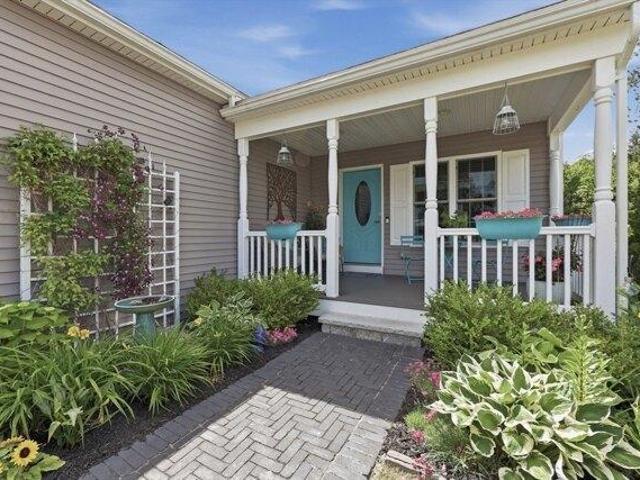 Condo for sale in North Uxbridge, Massachusetts
