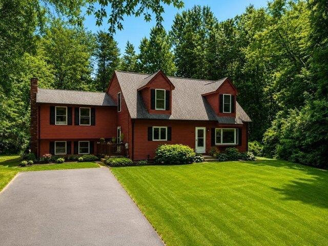 House for sale in North Uxbridge, Massachusetts