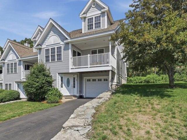 Condo for sale in Rogersons Village Historic District, Uxbridge