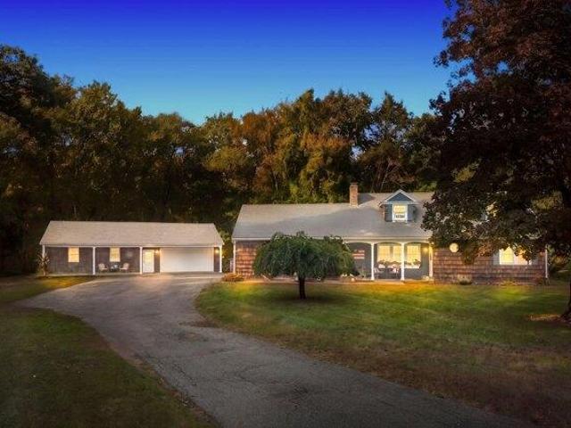 House for sale in Uxbridge, Worcester County