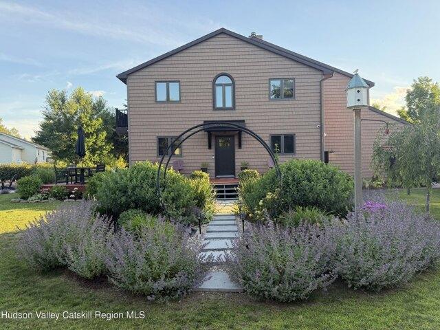 House for sale in Kinderhook, New York