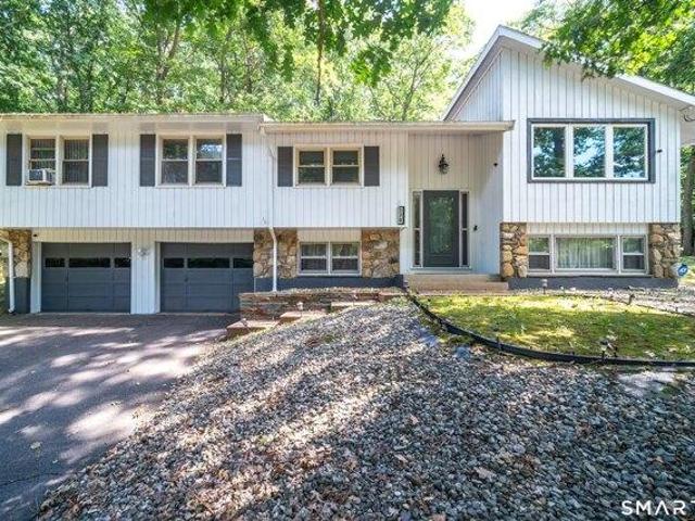 House for sale in Vernon, Capitol Planning Region