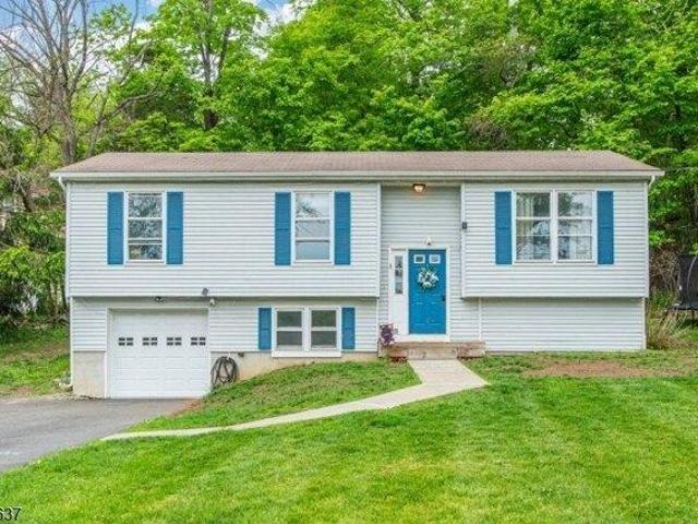 House for sale in Glenwood, New Jersey
