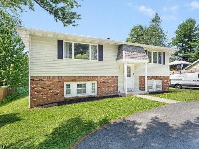 House for sale in Glenwood, New Jersey
