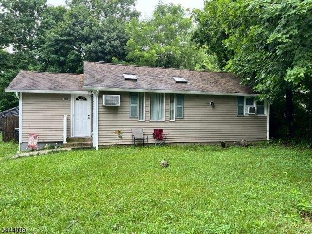 House for sale in Glenwood, New Jersey