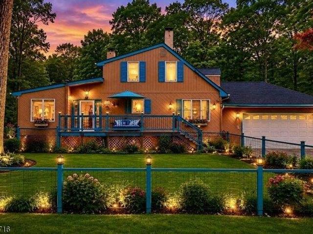 House for sale in Glenwood, New Jersey