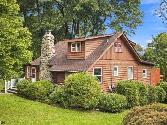 House for sale in Glenwood, New Jersey