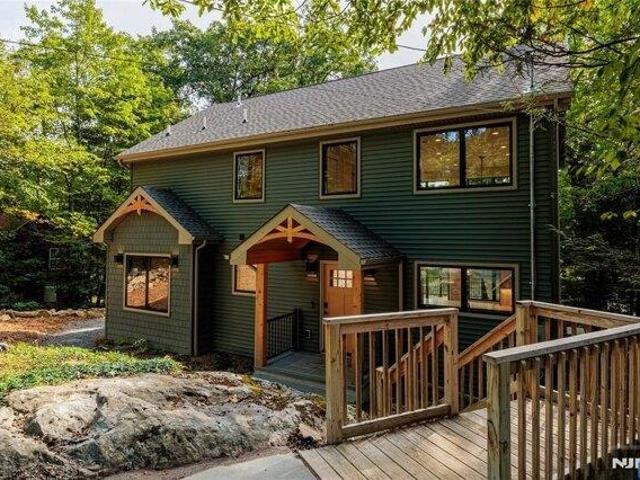 House for sale in Highland Lakes Country Club, Vernon Township