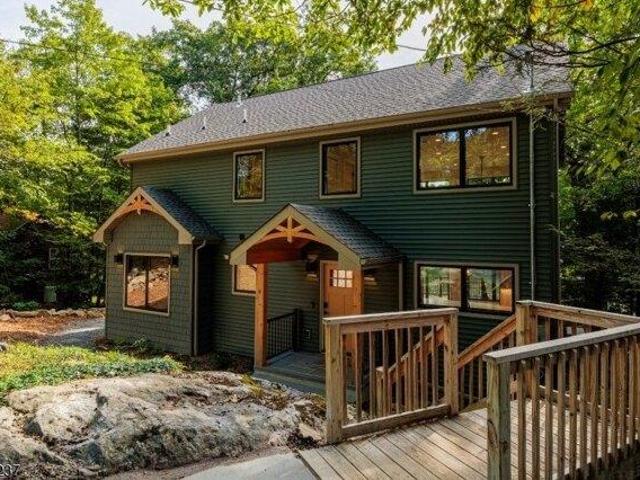 House for sale in Highland Lakes Country Club, Vernon Township