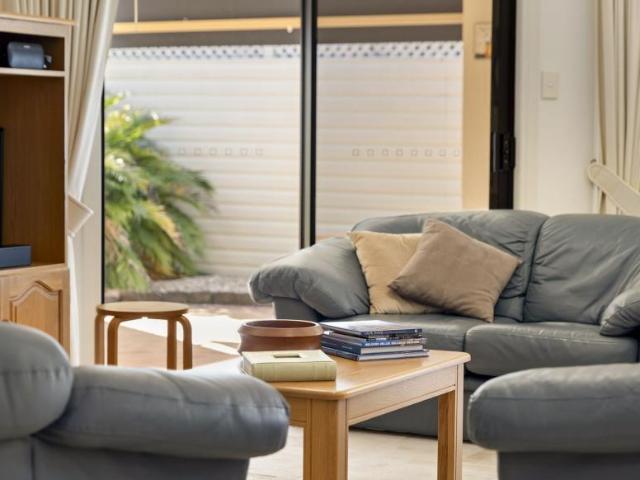 Villa for sale in Ashmore, Gold Coast City