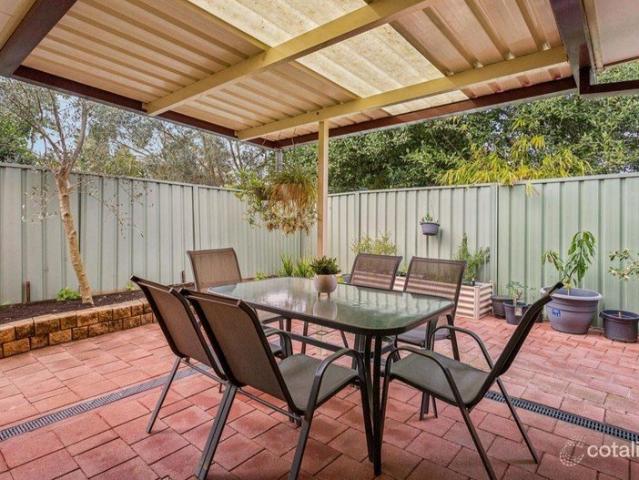 Villa for rent in Revesby Heights, Sydney
