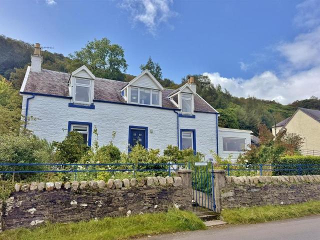 House for sale in Coillemore, Lochranza