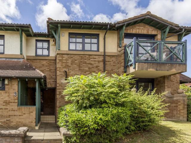 House for sale in Comely Bank, Scotland