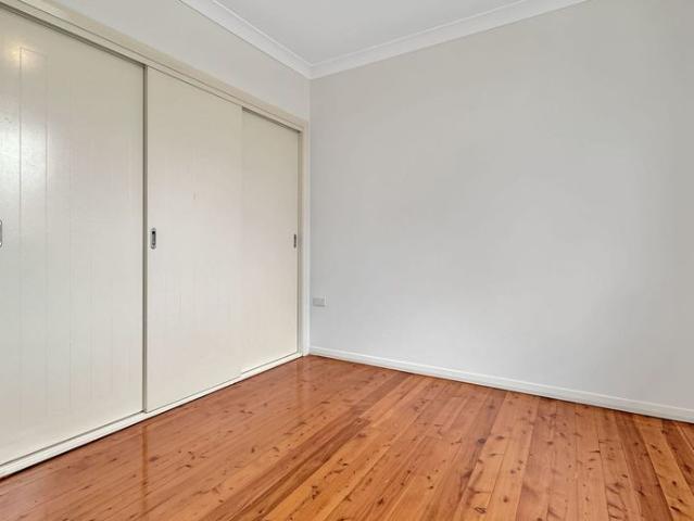 Apartment for rent in Oak Flats Dc, New South Wales
