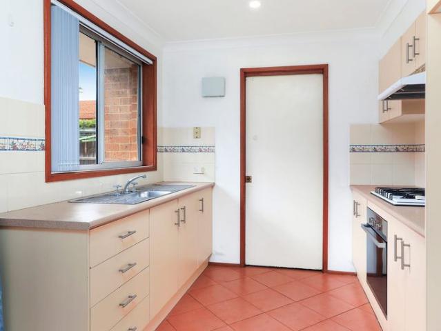 House for rent in Wollongong West, New South Wales
